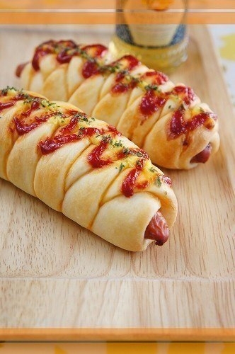   :    /Wiener Sausage Bread.